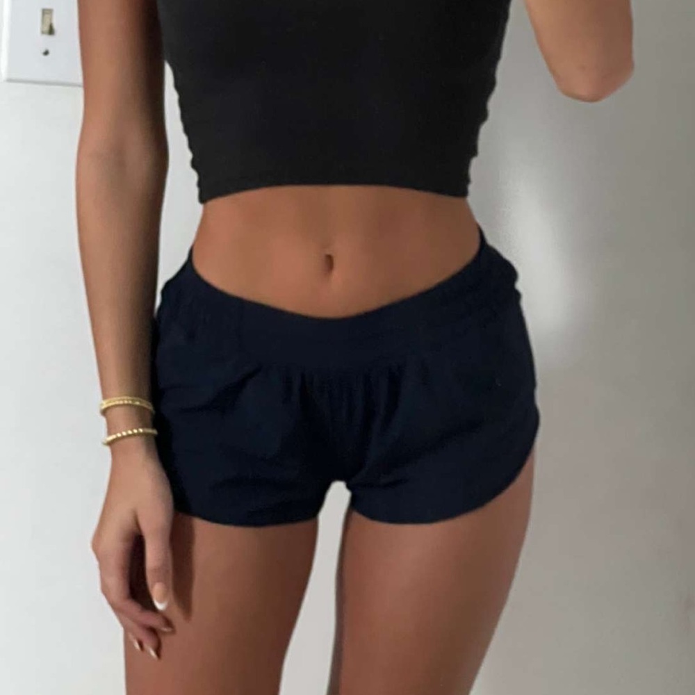 LULULEMON speed shorts